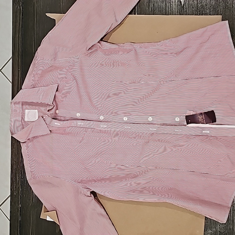 Button down shirt - Picture 4 of 5